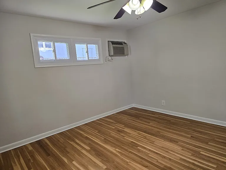 639 Oakdene Ave #1 — Photo 19