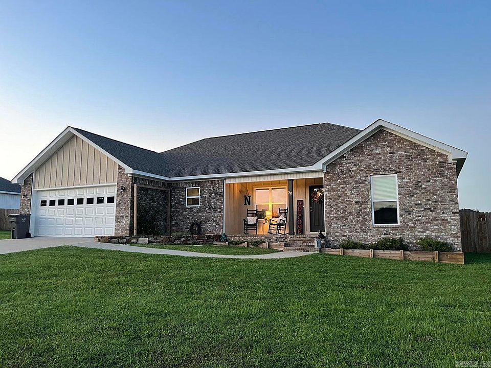 1st image of 50 Sarah Grace Dr