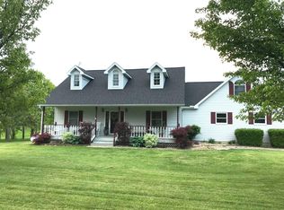 16 Kas Villa Acres, Sullivan, IL