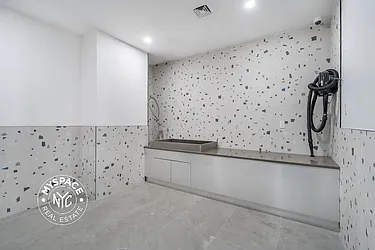 Rented by MySpaceNYC