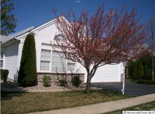 44 Milton Dr, Manchester, NJ 08759