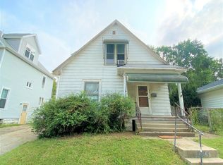 1304 Monument Ave, Springfield, IL 62702