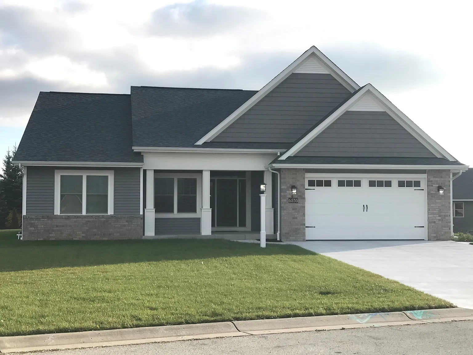 Branford Plan, Gracewood Estates photo 1