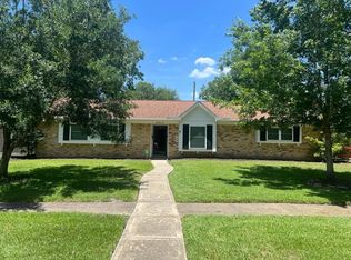 5910 Dawnridge Dr, Houston, TX 77035
