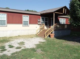 104 Your Road Ct, Azle, TX 76020