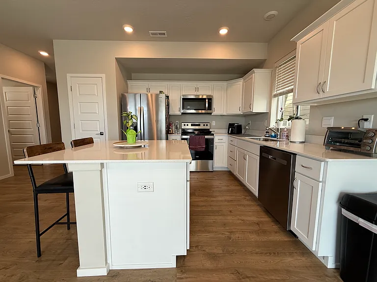837 S Yolo Pl — Photo 4
