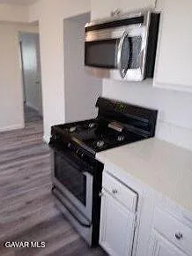 3010 Milton Dr #2 — Photo 2