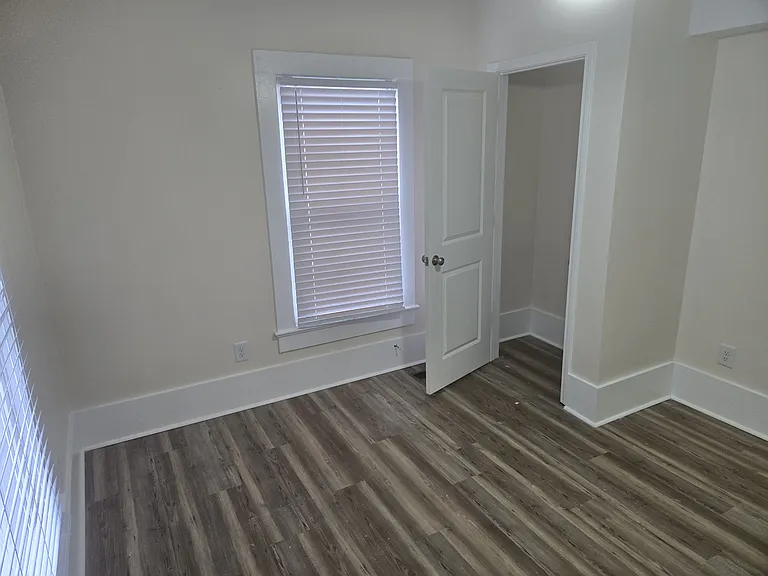 605 Valdese Ave #100 — Photo 35