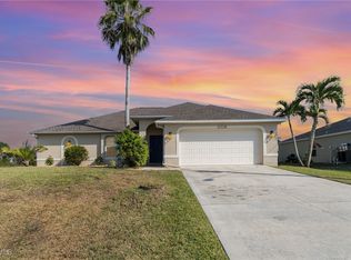 1715 NW 9th Pl, Cape Coral, FL 33993