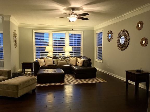 5th image of 904 Kentucky Cir