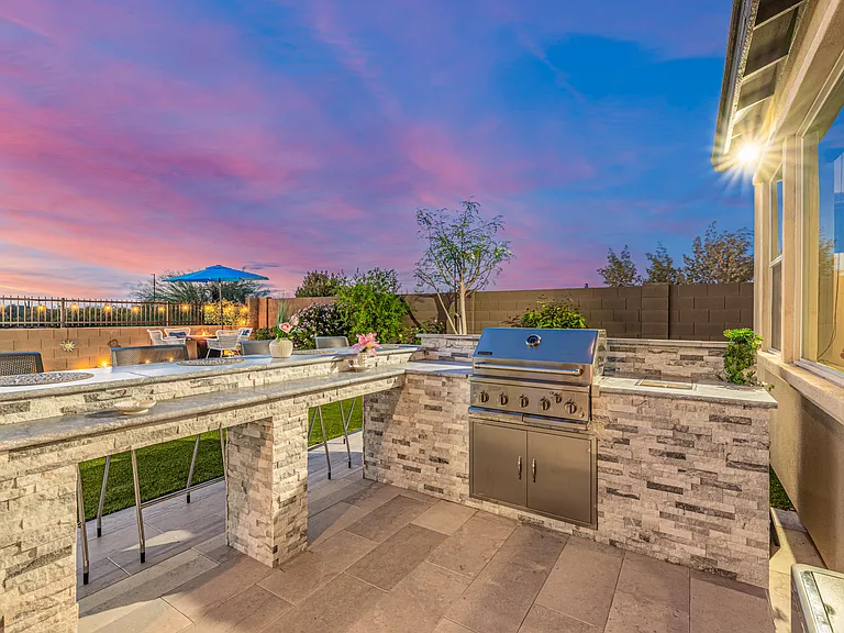 22112 N 59th Pl — Photo 37