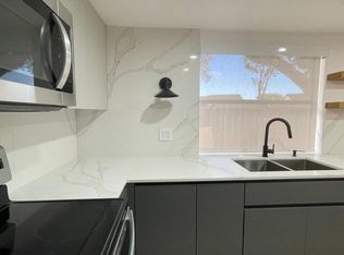 15210 SW 48th Ter APT G, Miami, FL 33185