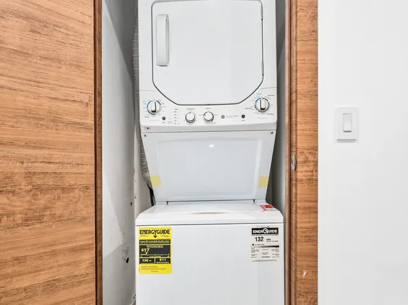 2335 Bath Avenue image 12 of 23