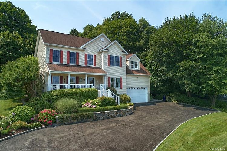 1st image of 862B S Lake Blvd