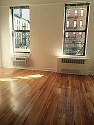 Rented by Metropolis Real Estate of Manhattan