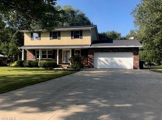 1325 Lake Center St NW, Uniontown, OH 44685