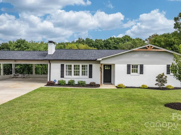 4965 Helton Rd, Granite Falls, NC 28630
