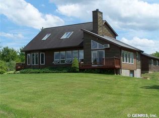 9883 Day Rd, Hammondsport, NY 14840