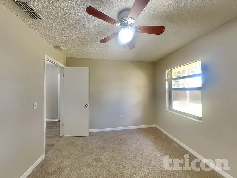 352 N Fork Pl — Photo 10