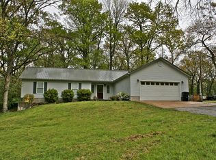 907 S Spring St, Grove, OK 74344