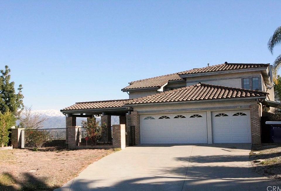 1st image of 3211 Hampton Dr