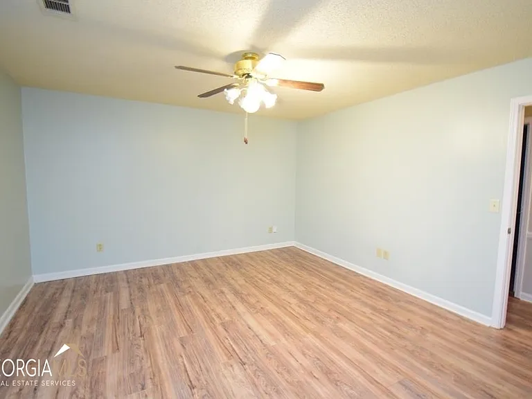 70 Covey Trl — Photo 17