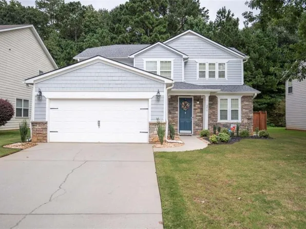 42 Brookview Dr, Newnan, GA 30265