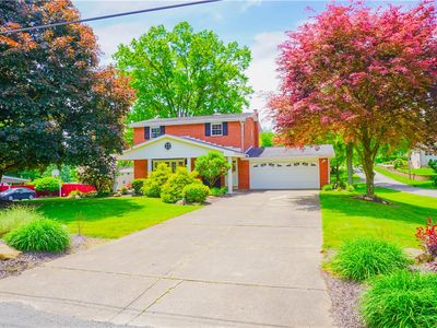 127 Stickle Rd, Beaver Falls, PA, 15010