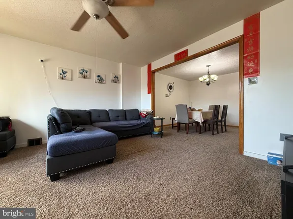 11841 Colman Ter, Philadelphia, PA 19154