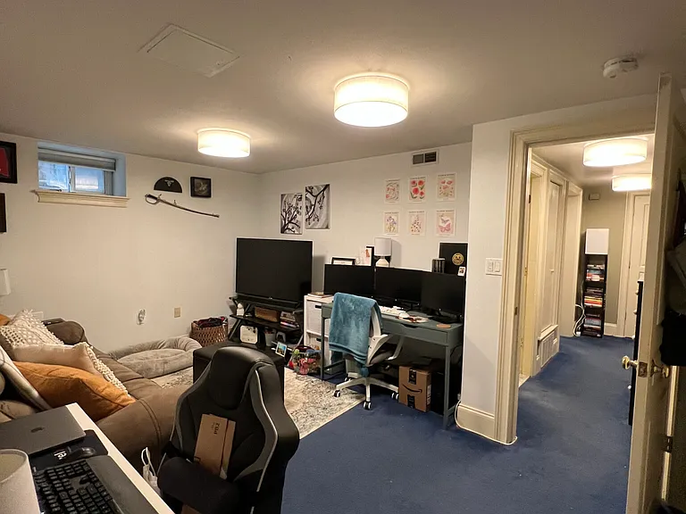 29 Jenkins St #1 — Photo 19