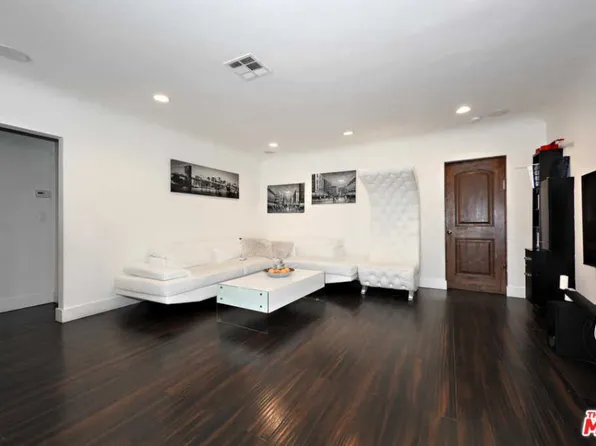 5240 Wilkinson Ave, Valley Village, CA 91607