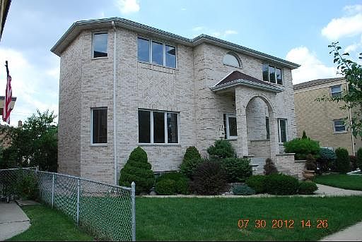 1st image of 2622 N 74th Ct