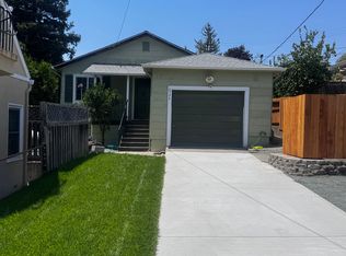 914 Lemon St #B, Martinez, CA