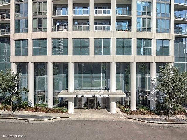 1st image of 1235 S Prairie Ave APT 605