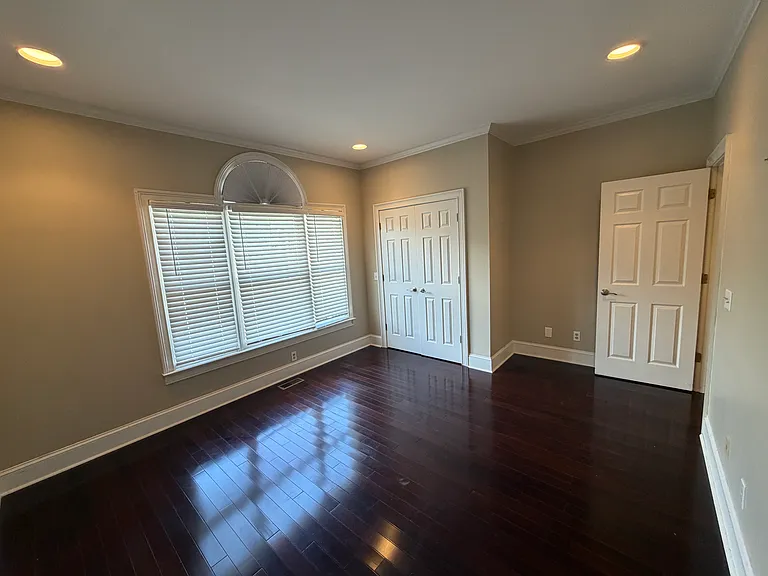 832 Shelter Cove Ct — Photo 28