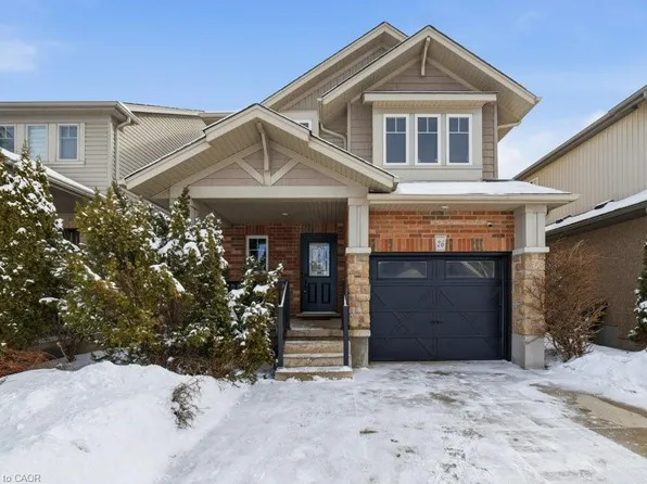 26 Helena Feasby St, Kitchener, ON N2E 4L4