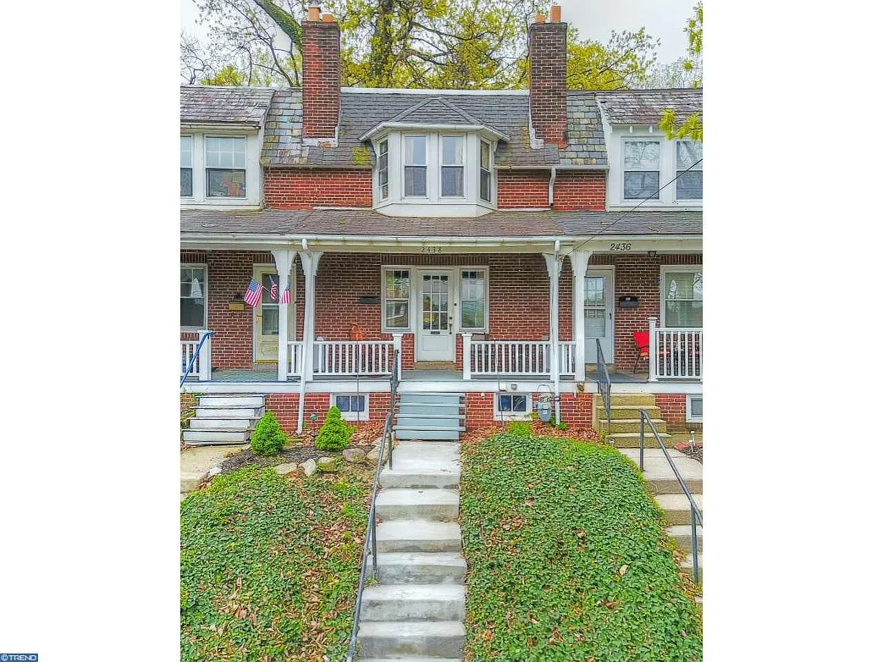2438 Fairview Ave photo 1