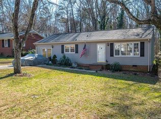 2409 Sedgefield Dr, Gastonia, NC 28052