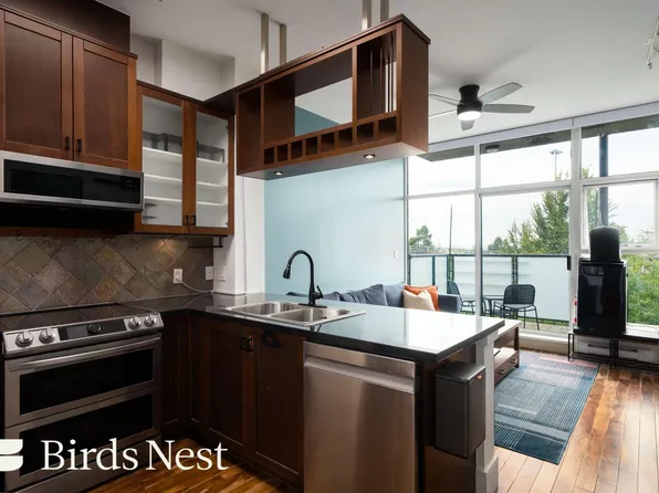 8988 Hudson St #508, Vancouver, BC V6P 6Z1