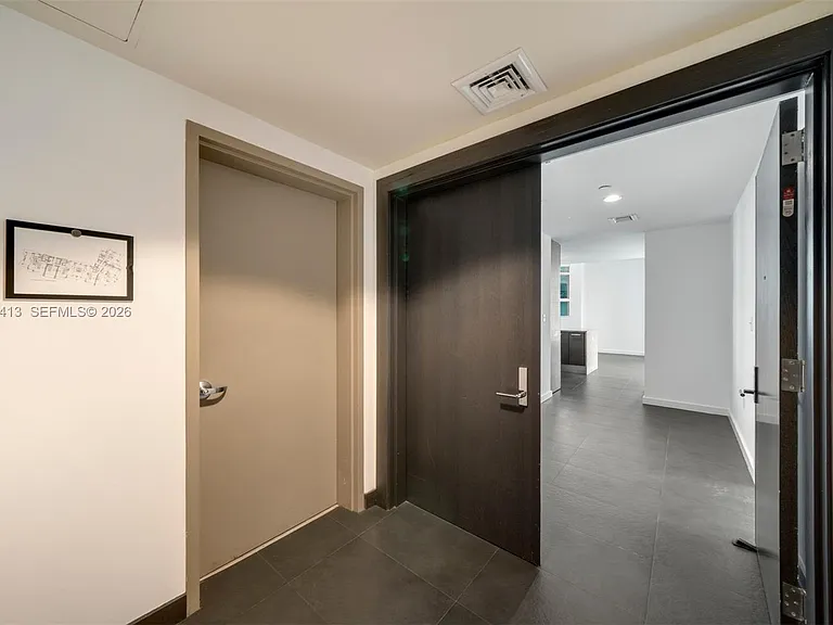 900 Biscayne Blvd — Photo 12