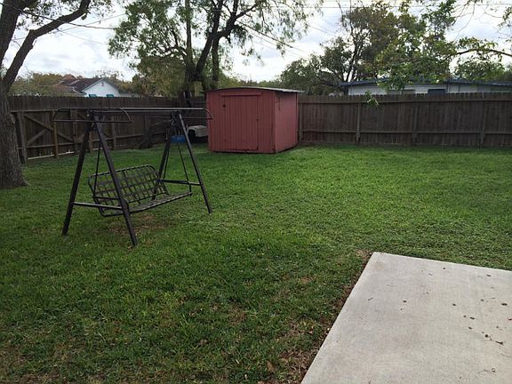 4th image of 3937 Bradford Dr
