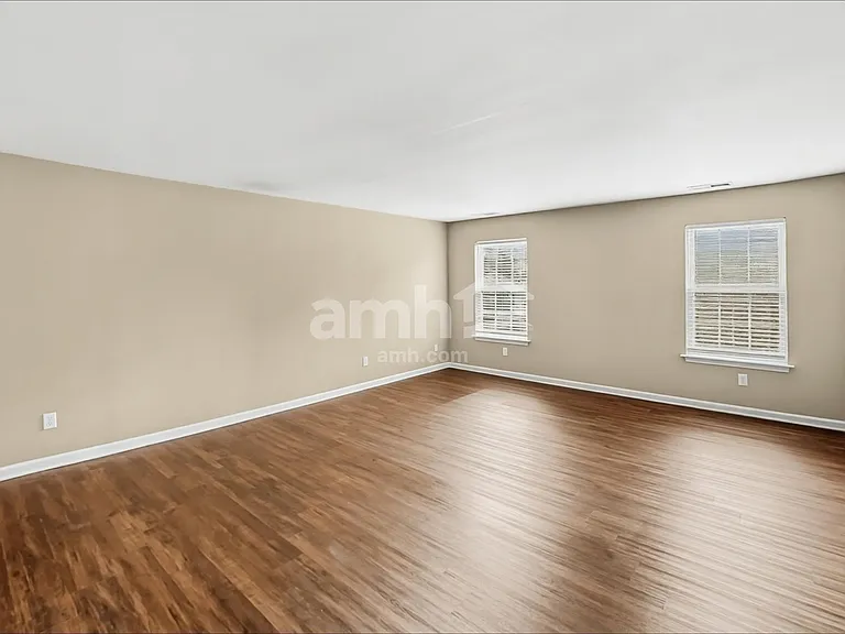 114 Cabin Branch Cir — Photo 10