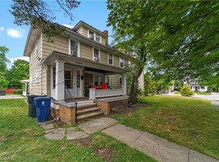 13116 Cedar Rd, Cleveland, OH 44118