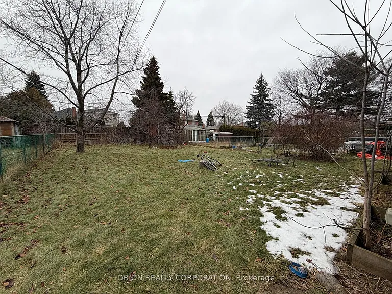 266 Viewmount Ave — Photo 29