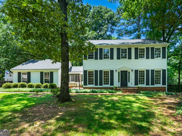 123 Brittney Ln, Lagrange, GA 30240