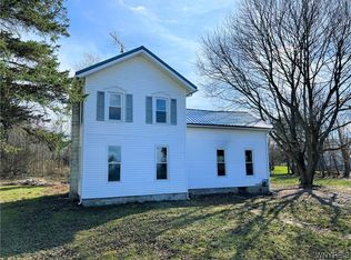 998 Chaffee Rd, Arcade, NY 14009