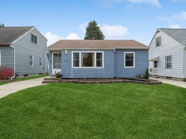 3135 East Koenig AVENUE, Saint Francis, WI 53235