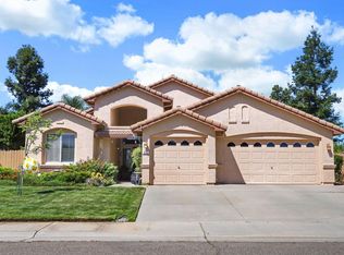 957 Piermont Ct, Galt, CA 95632