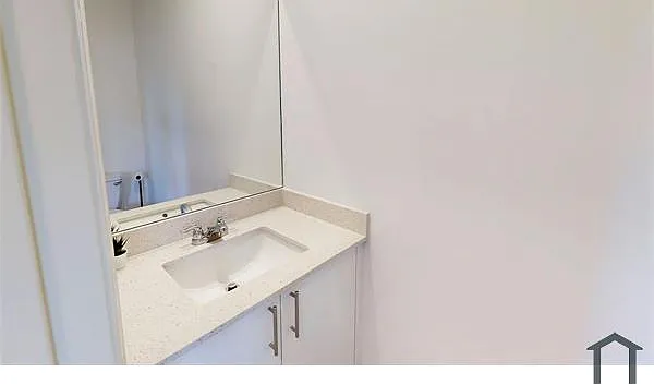 2333 SE 28th Ct — Photo 11