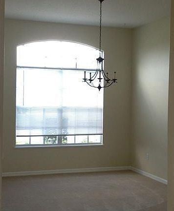 5th image of 520 N Valencia Cir SW